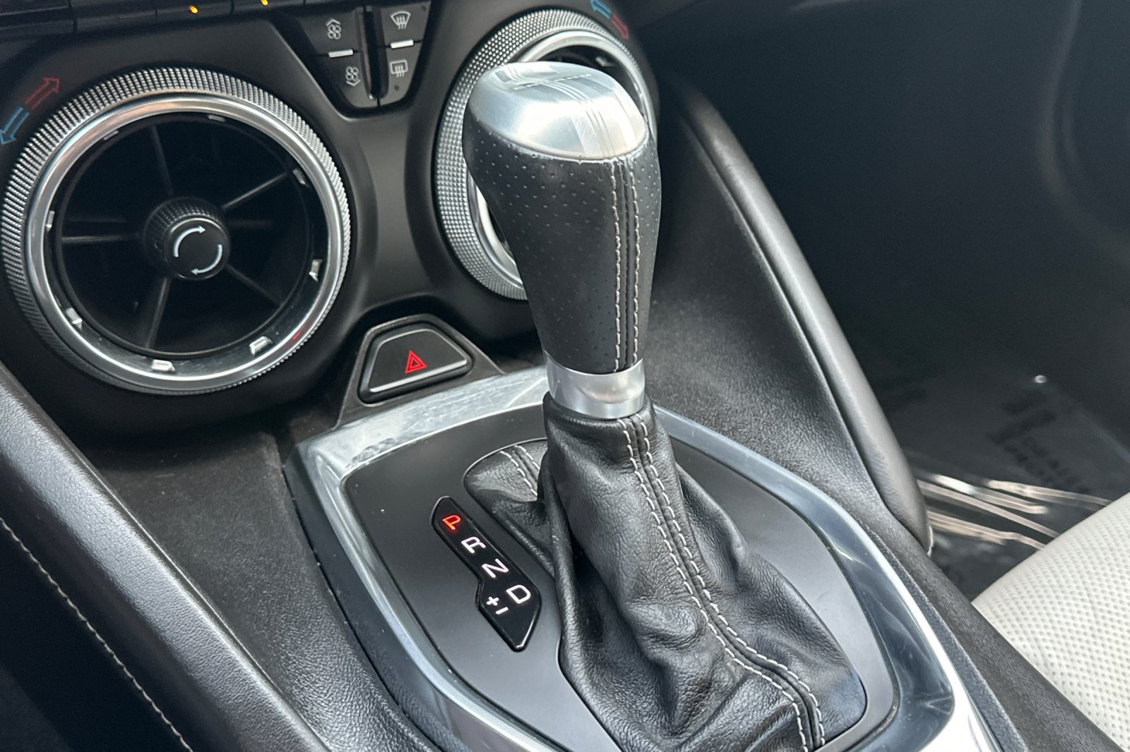 Used 2016 Chevrolet Camaro LT RWD image 32