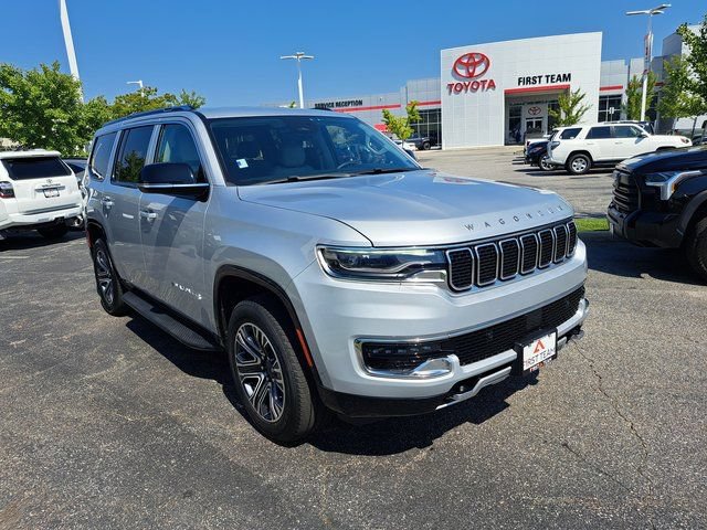 Used 2023 Jeep Wagoneer Series II w/ Rear Seat Video Group 1 AWD/4WD image 5