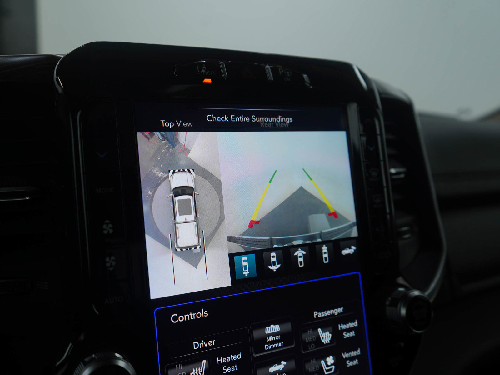 Used 2019 RAM 1500 Laramie image 29