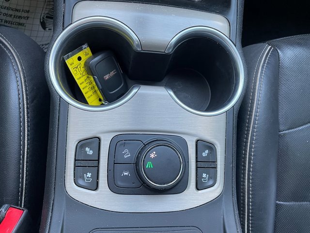 Used 2018 GMC Terrain Denali w/ Comfort Package image 17