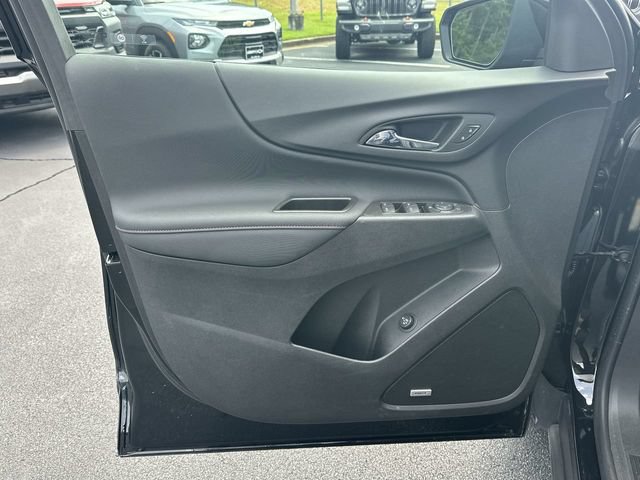 Certified 2024 Chevrolet Equinox RS w/ RS Leather Package FWD image 23