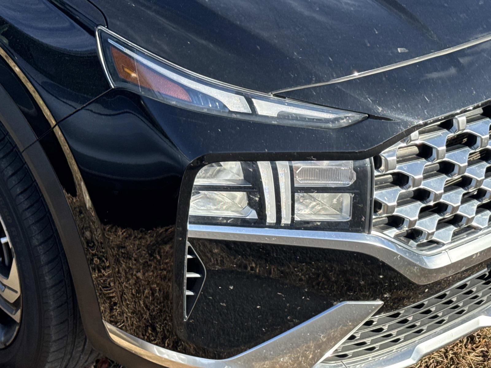 Used 2021 Hyundai Santa Fe SEL image 4