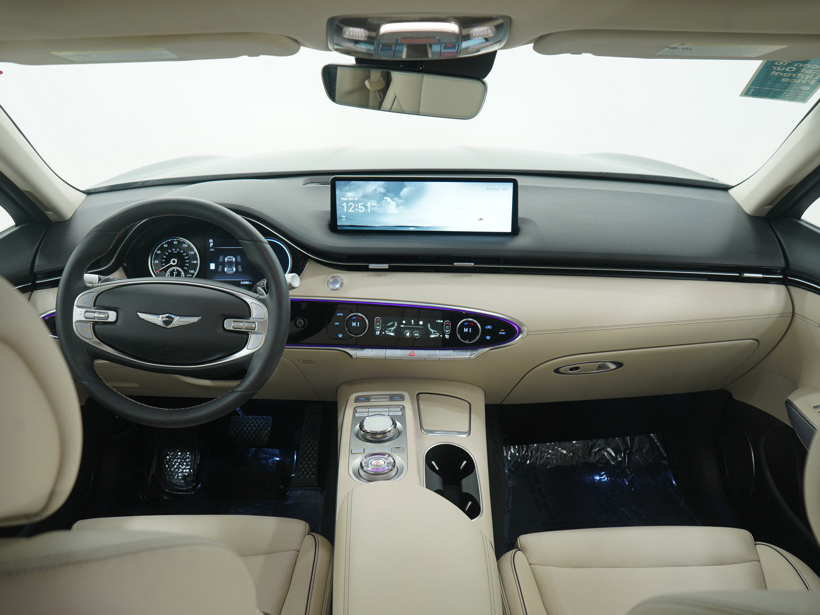 Used 2024 Genesis GV70 2.5T Advanced w/ Advanced Package image 15