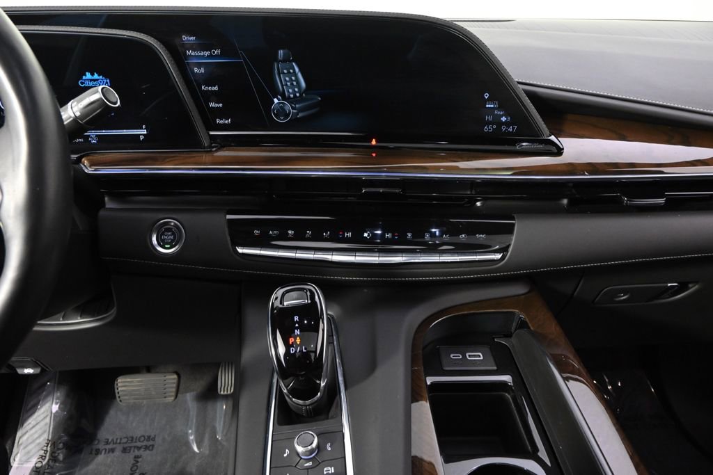 Certified 2024 Cadillac Escalade ESV Sport Platinum w/ LPO, ONYX Package image 28