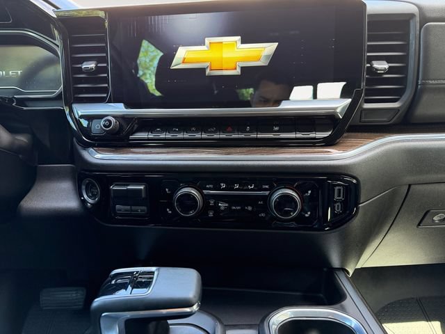 Certified 2023 Chevrolet Silverado 1500 RST AWD/4WD image 11