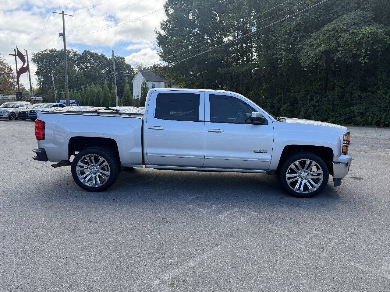 Used 2015 Chevrolet Silverado 1500 LT w/ Texas Edition, 1LT Trim RWD image 4