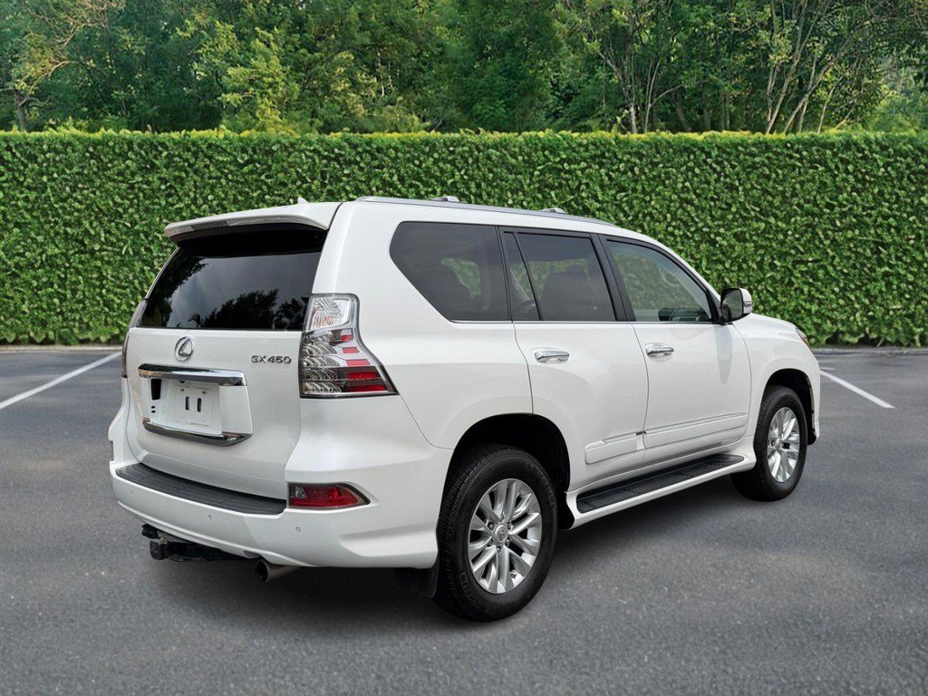 Used 2015 Lexus GX 460 w/ Premium Package AWD/4WD image 3