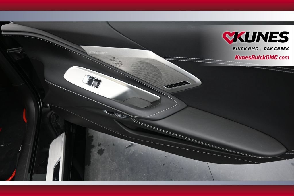 Used 2020 Chevrolet Corvette Stingray Preferred Conv w/ 2LT Preferred Equipment Group RWD image 23