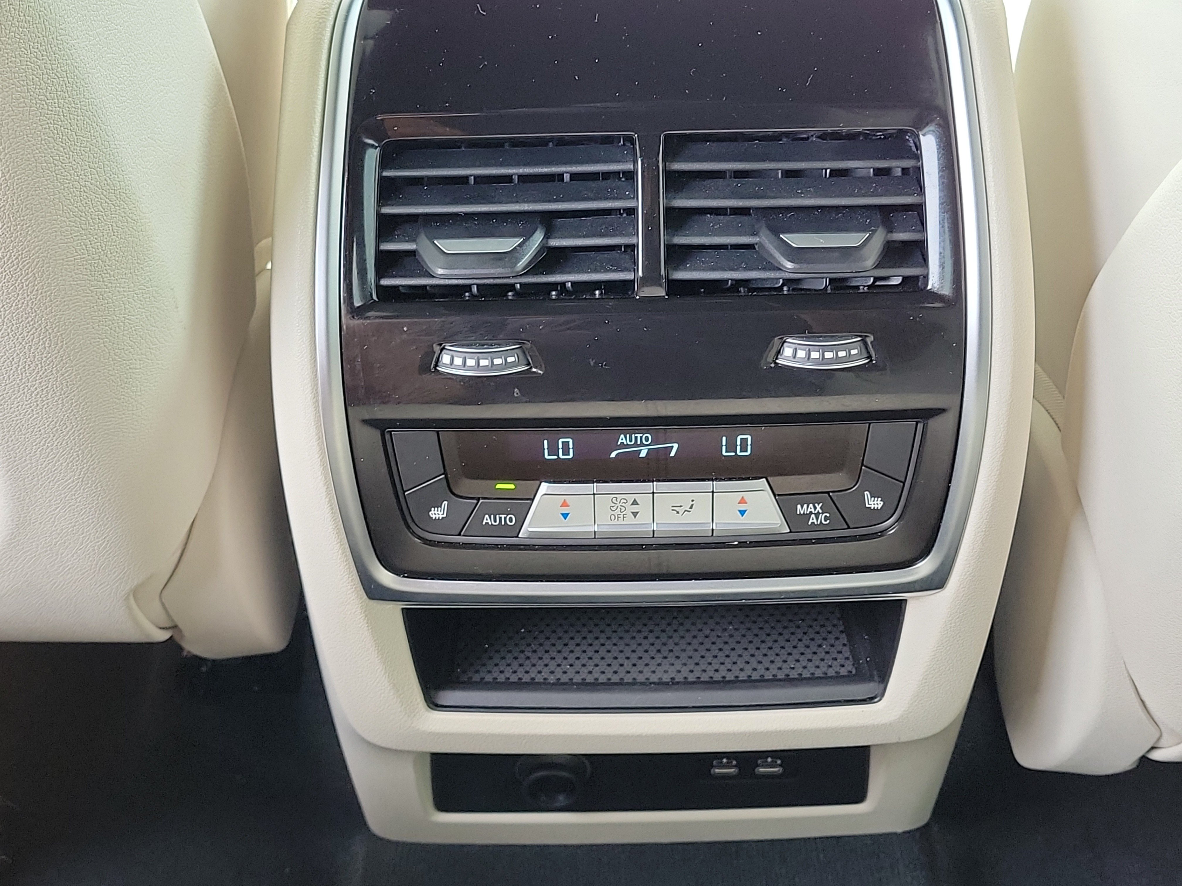 Used 2025 BMW X5 sDrive40i w/ Executive Package RWD image 13