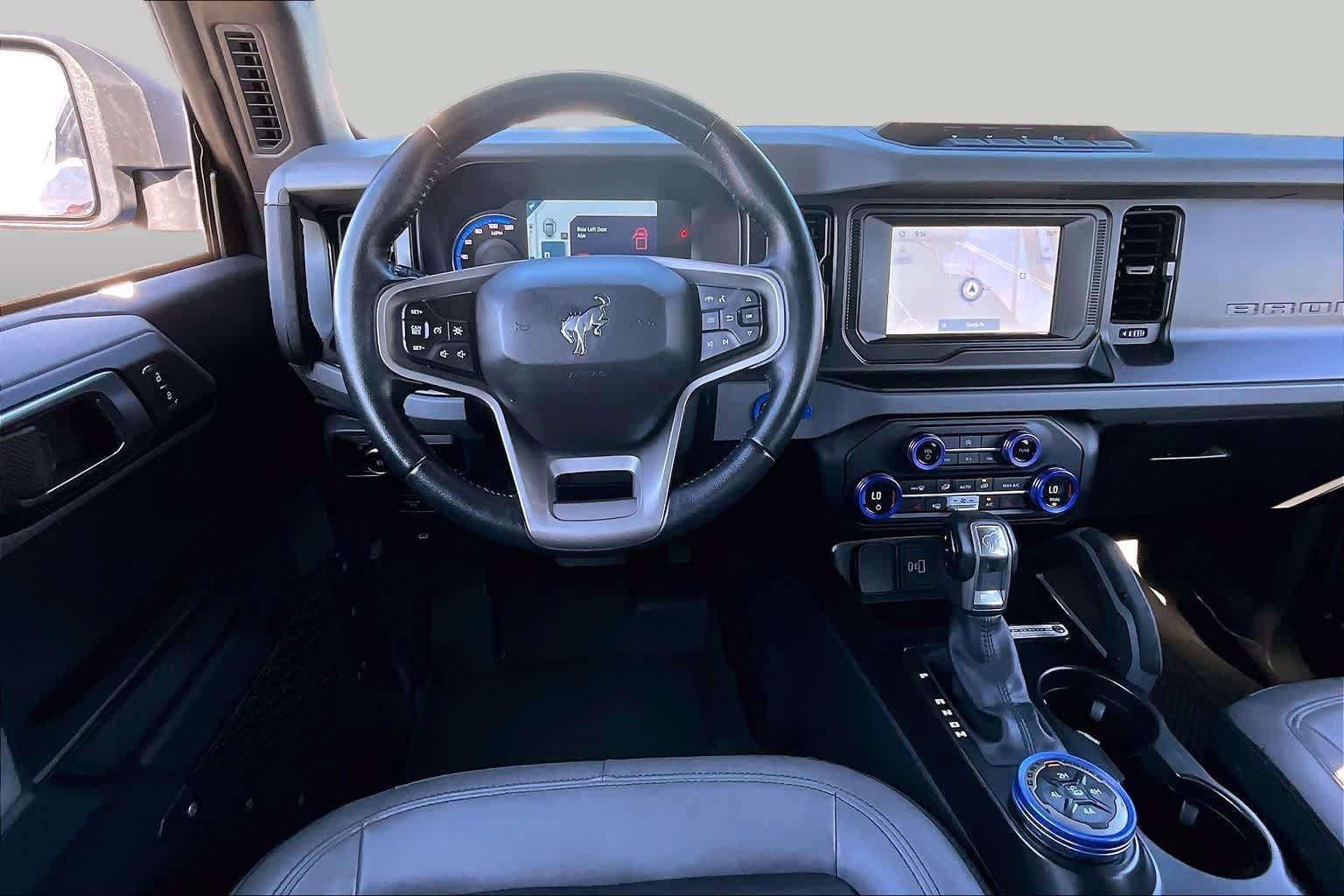 Used 2023 Ford Bronco Big Bend w/ Sasquatch Package AWD/4WD image 6