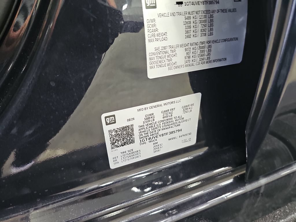 New 2026 GMC Sierra 3500 AT4 w/ AT4 Premium Plus Package AWD/4WD image 36