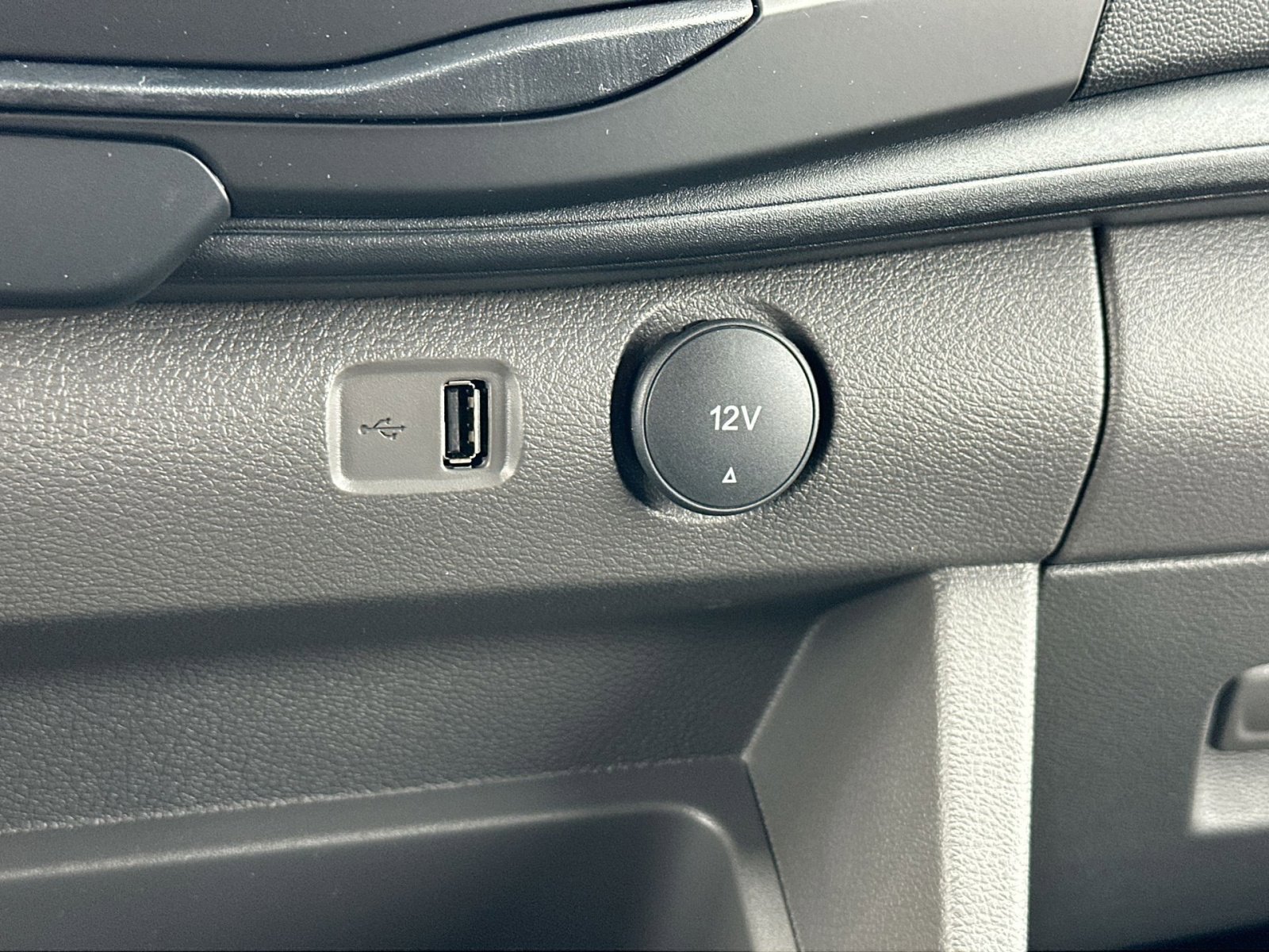 New 2026 Ford Transit 350 148 High Roof Extended w/ Load Area Protection Package image 27