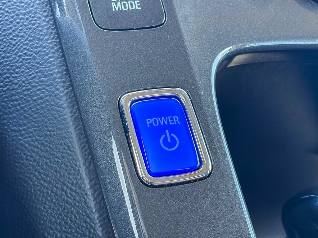 Used 2014 Chevrolet Volt FWD image 23