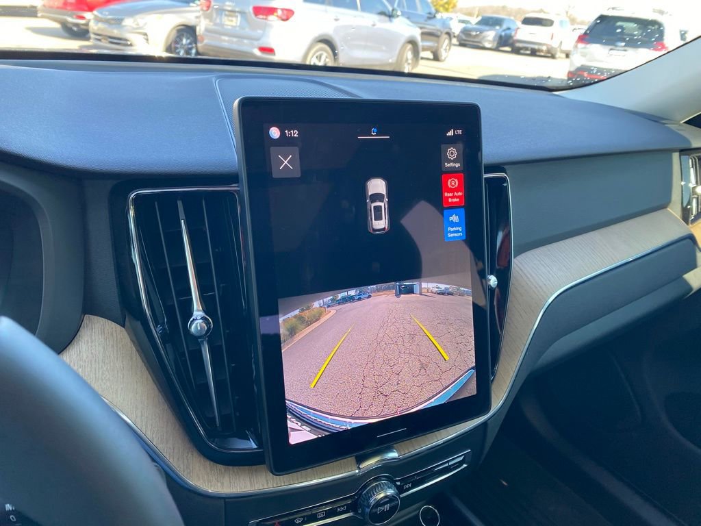 Used 2026 Volvo XC60 B5 Core w/ Protection Package Premier image 17