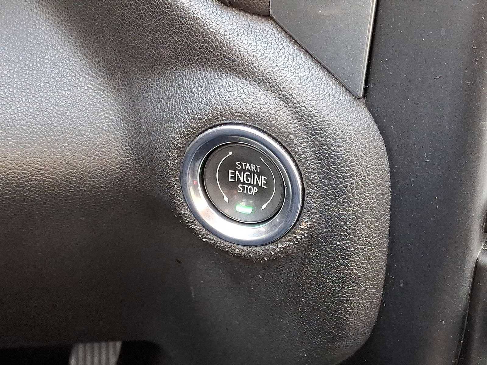 Used 2020 Chevrolet Silverado 1500 RST image 22