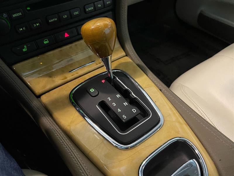 Used 2006 Jaguar S-TYPE 3.0 image 22