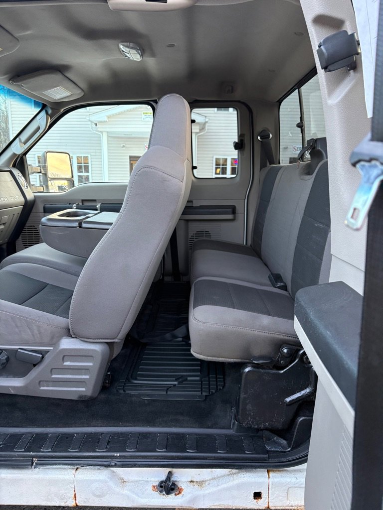 Used 2010 Ford F250 4x4 SuperCab Super Duty image 10