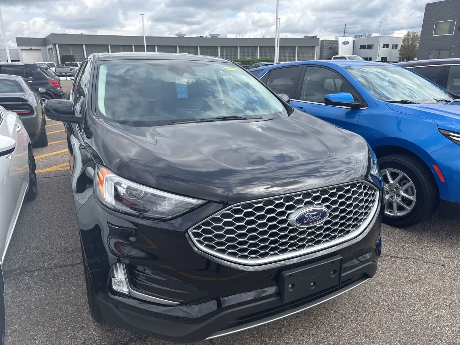 Used 2024 Ford Edge SEL w/ Convenience Package AWD/4WD image 21
