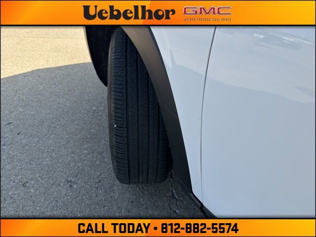 Used 2025 Chevrolet Trax LT w/ Driver Confidence Package image 20