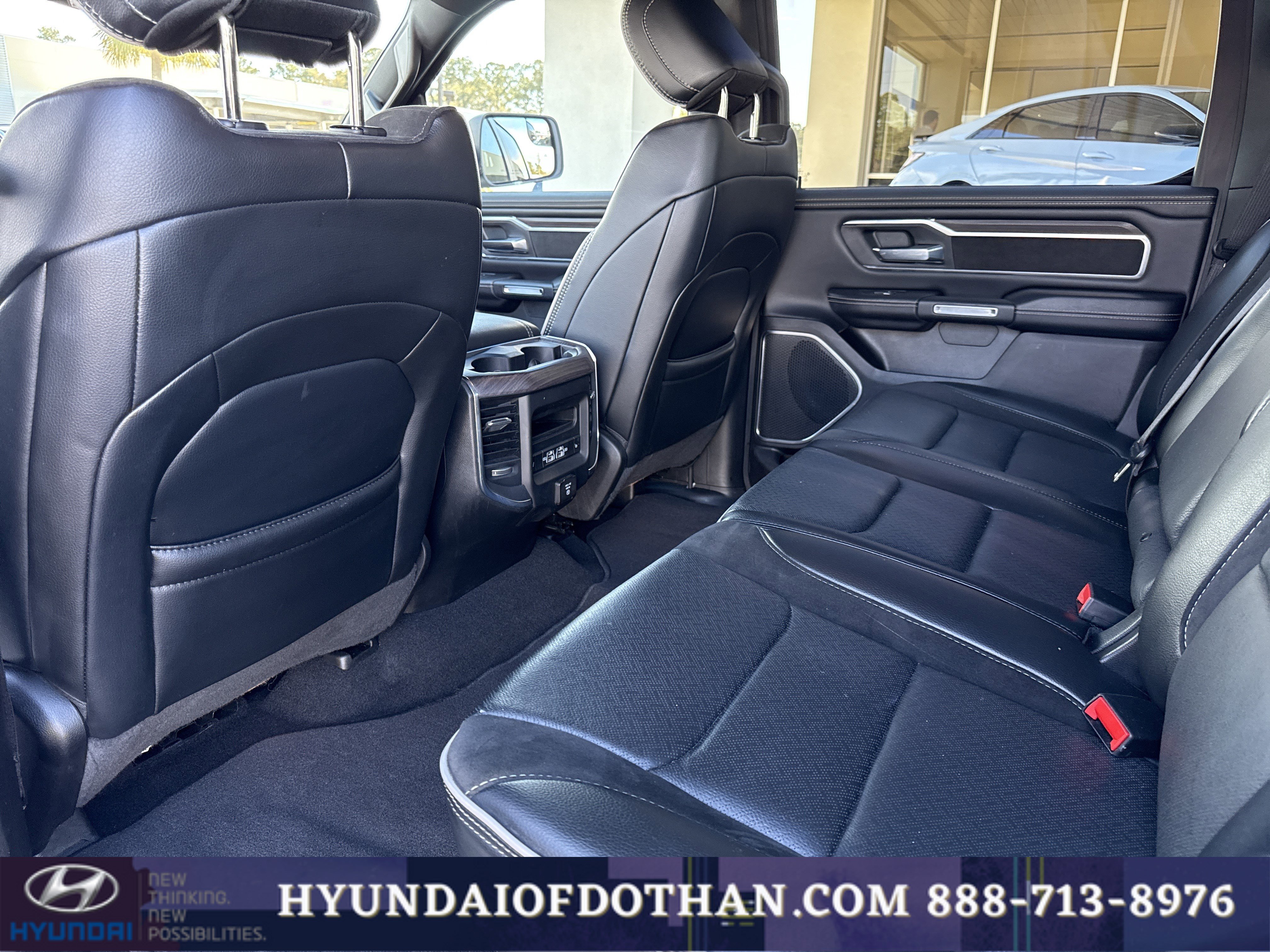 Used 2025 RAM 1500 Laramie image 13