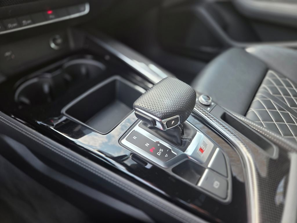 Used 2021 Audi S4 Premium Plus image 17