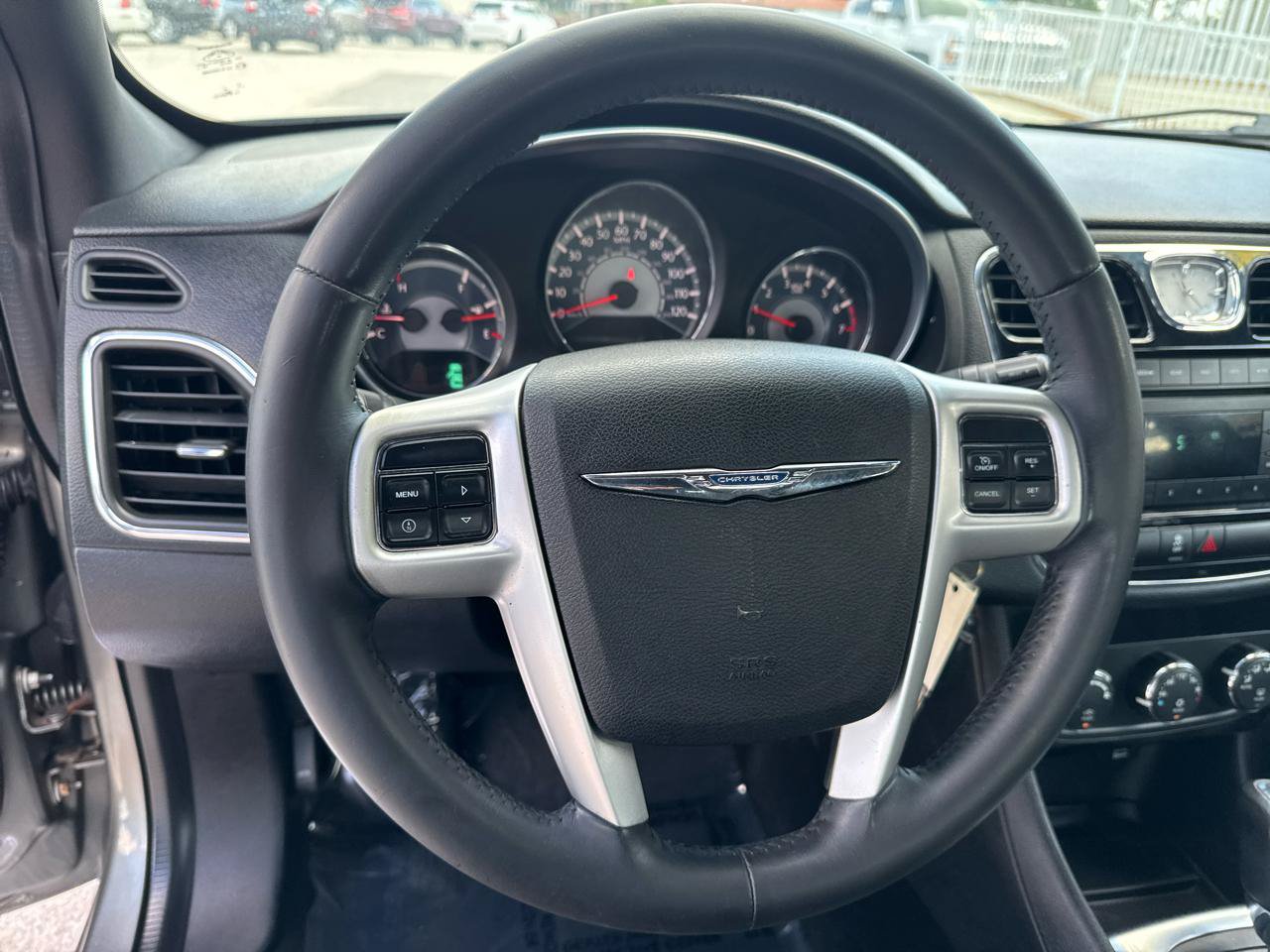 Used 2013 Chrysler 200 Touring FWD image 17