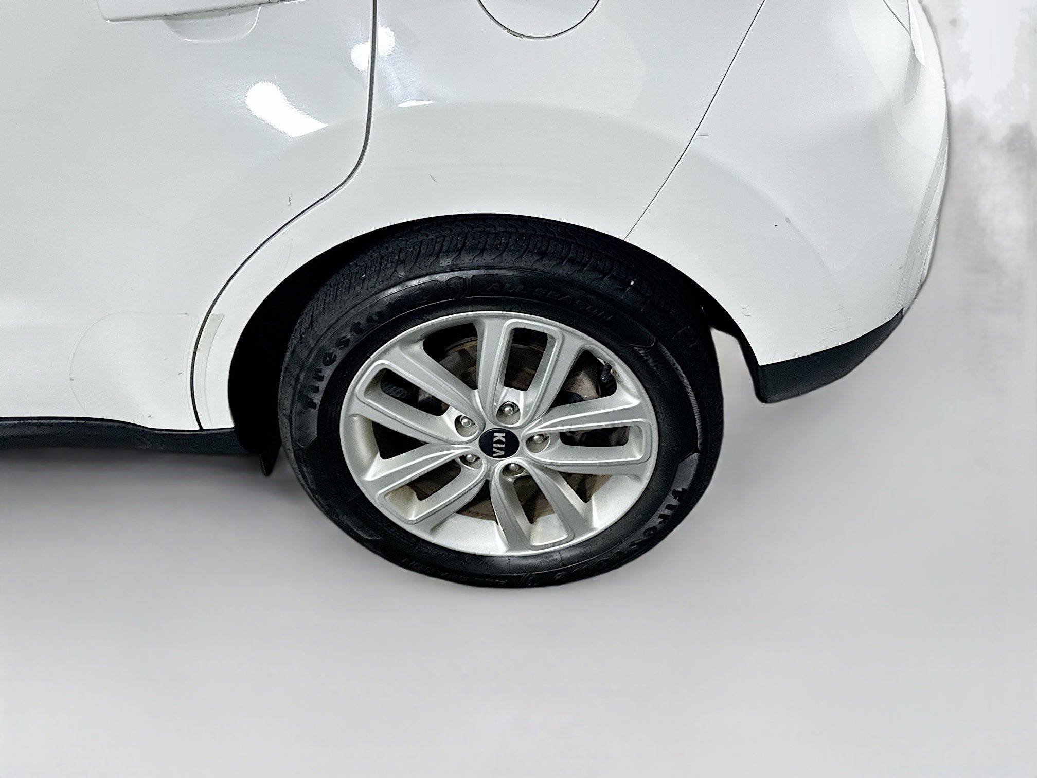 Used 2018 Kia Soul + FWD image 11