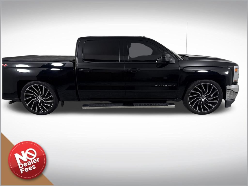 Used 2018 Chevrolet Silverado 1500 LT w/ All Star Edition AWD/4WD image 2