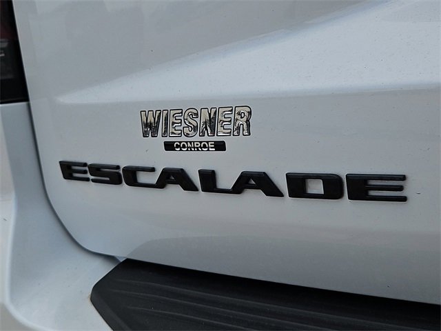 Used 2023 Cadillac Escalade ESV Premium Luxury image 17