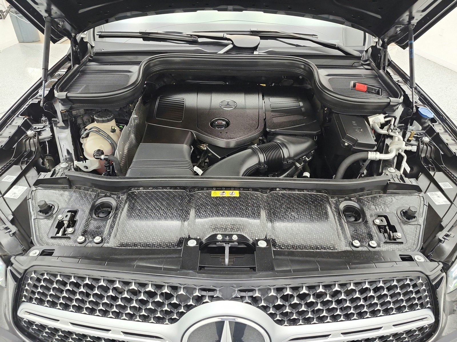 Used 2024 Mercedes-Benz GLE 350 4MATIC image 16
