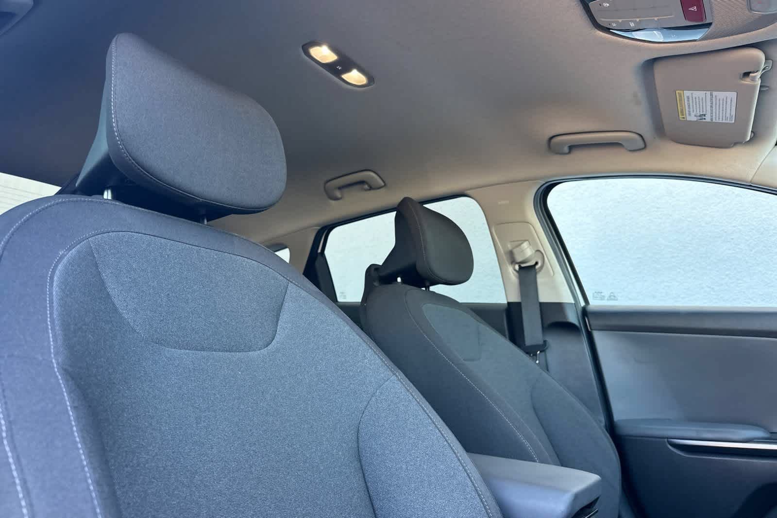 Used 2025 Kia K4 FWD image 16