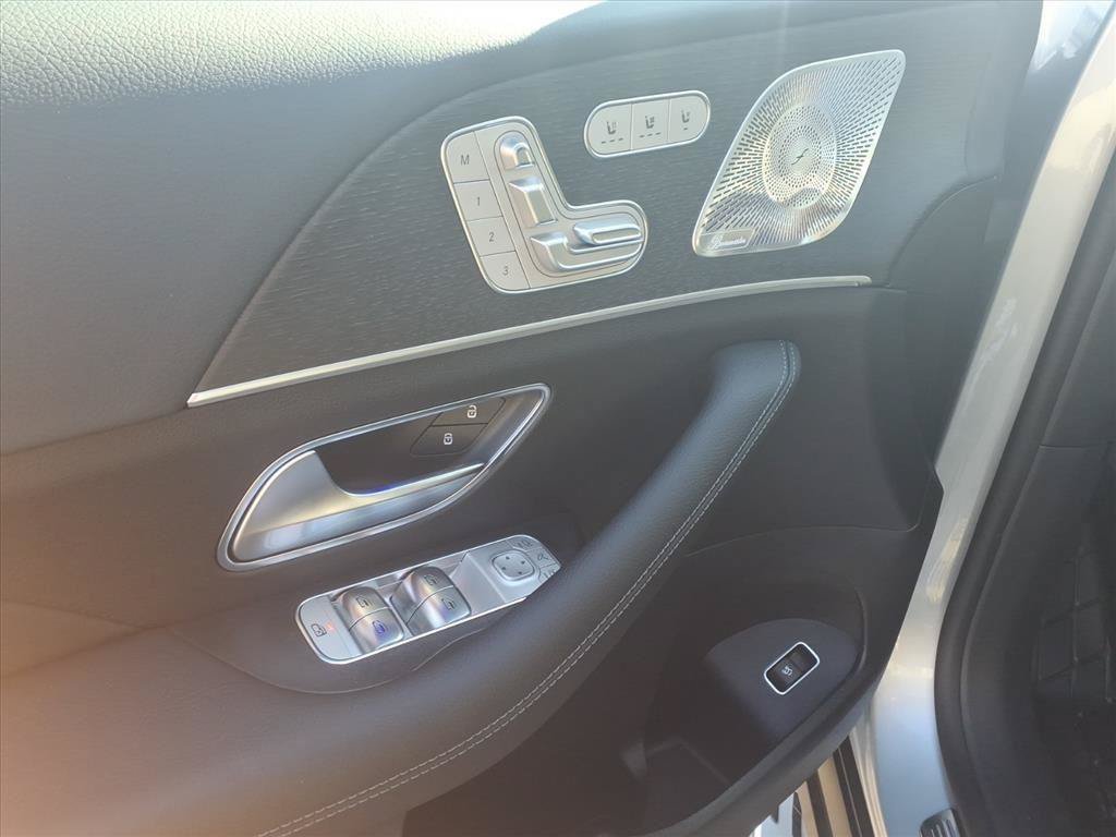 New 2026 Mercedes-Benz GLS 450 4MATIC image 11
