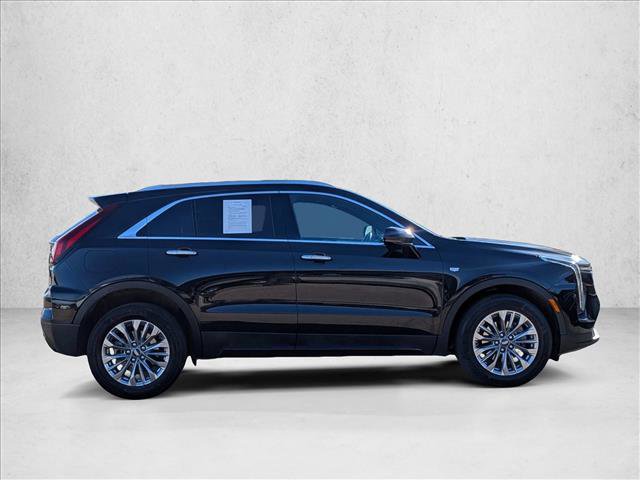 Used 2024 Cadillac XT4 Premium Luxury image 4