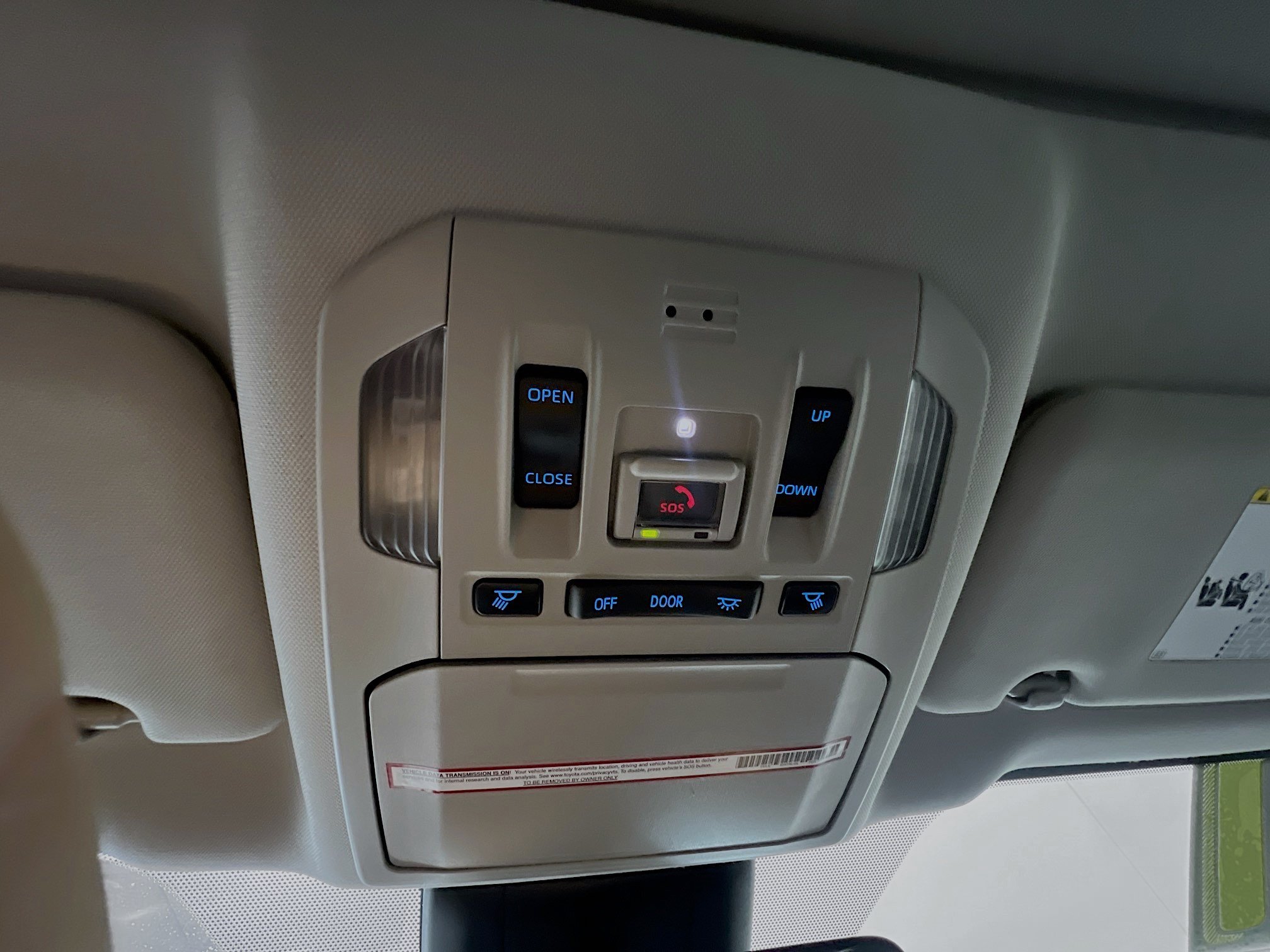 Used 2021 Toyota Highlander XLE FWD image 22
