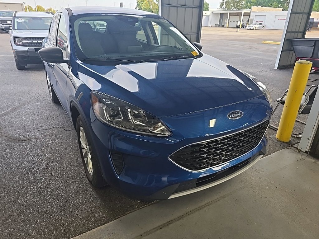 Used 2022 Ford Escape SE