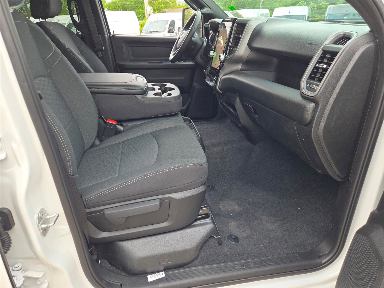 New 2026 RAM 3500 Tradesman AWD/4WD image 7