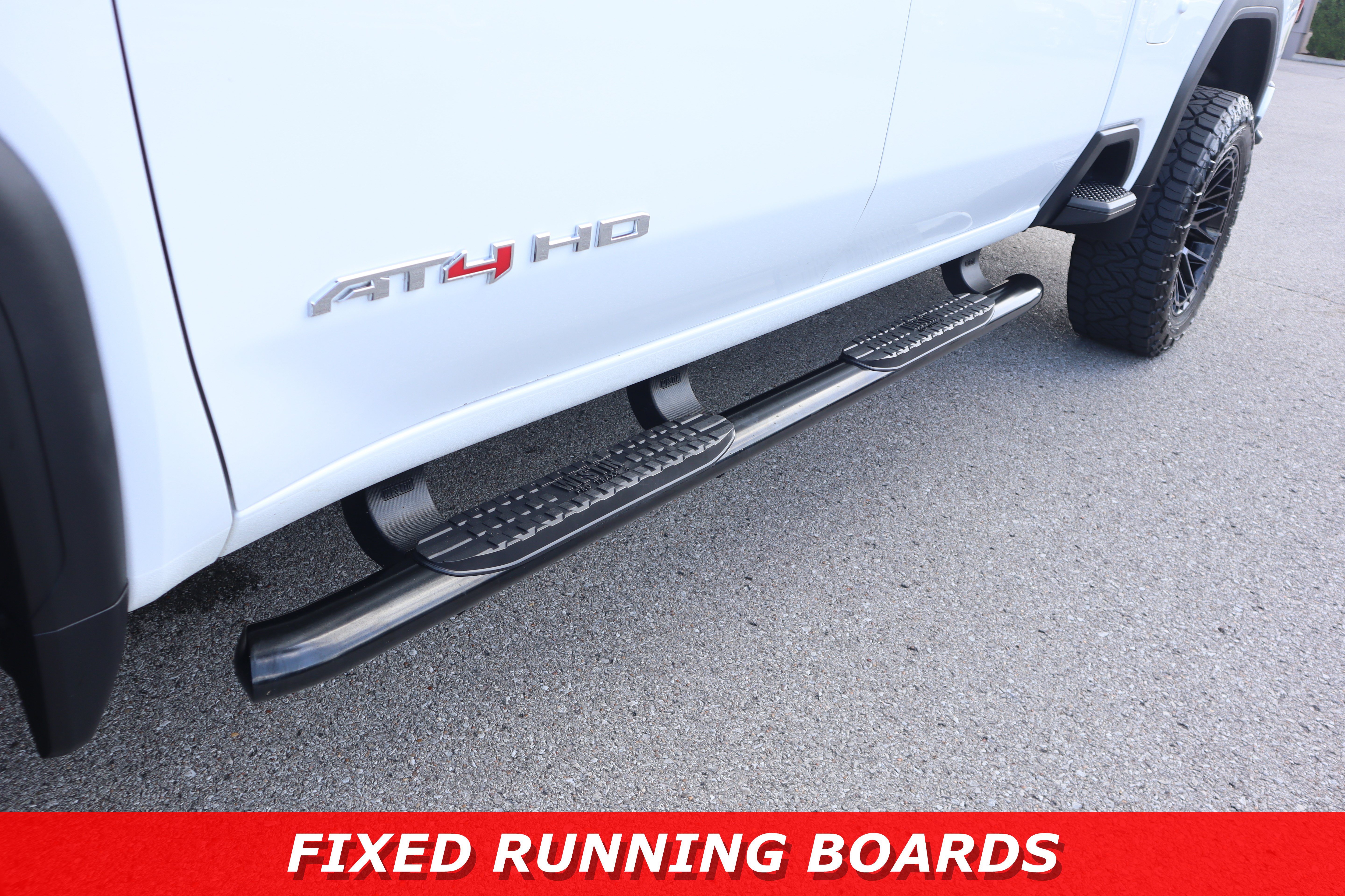 Used 2022 GMC Sierra 2500 AT4 w/ AT4 Premium Plus Package AWD/4WD image 13