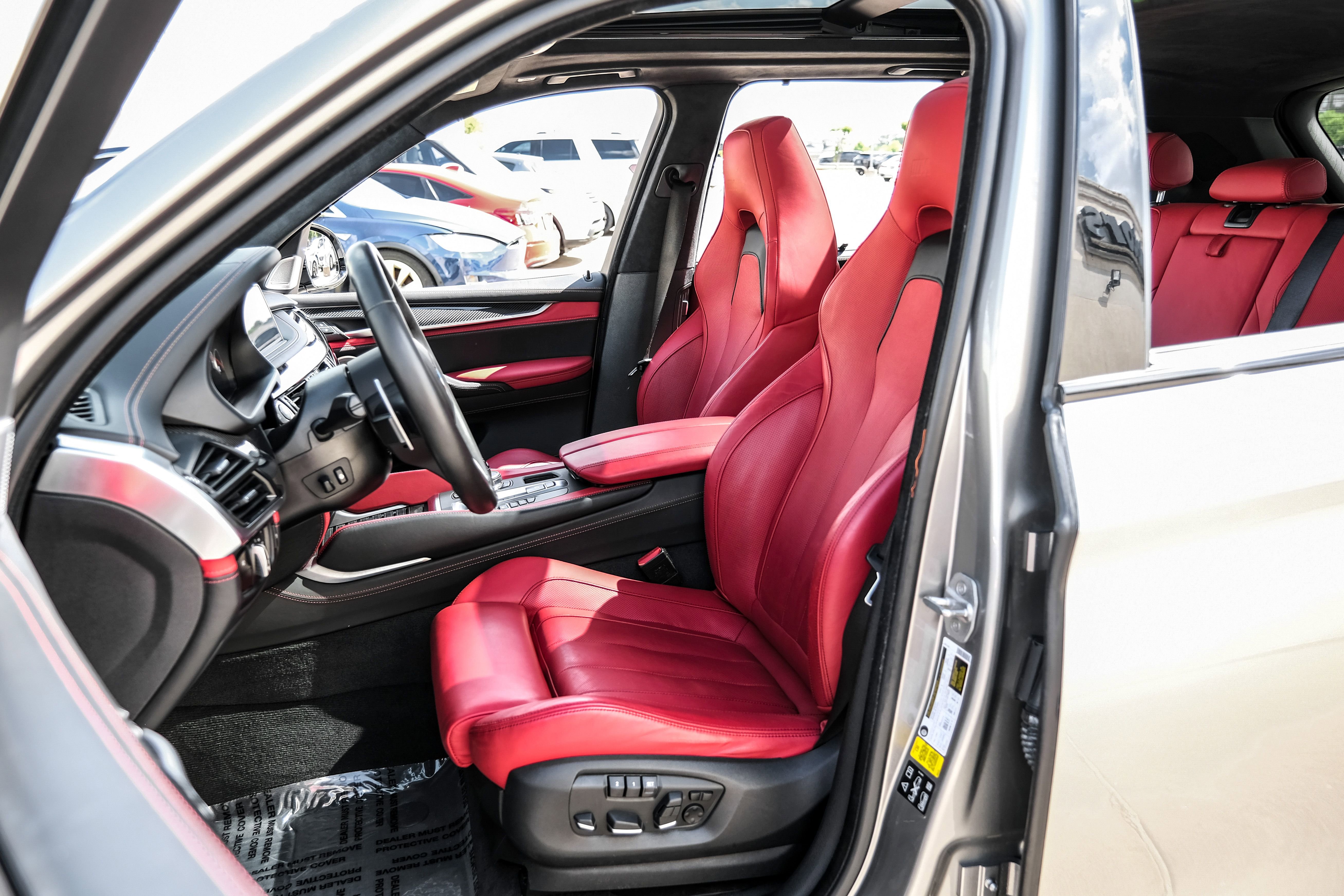 Used 2017 BMW X5 M image 34