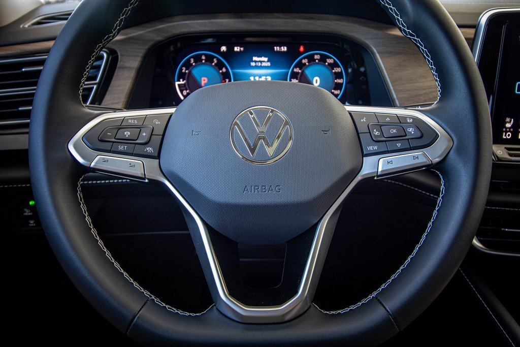New 2026 Volkswagen Atlas SE image 34