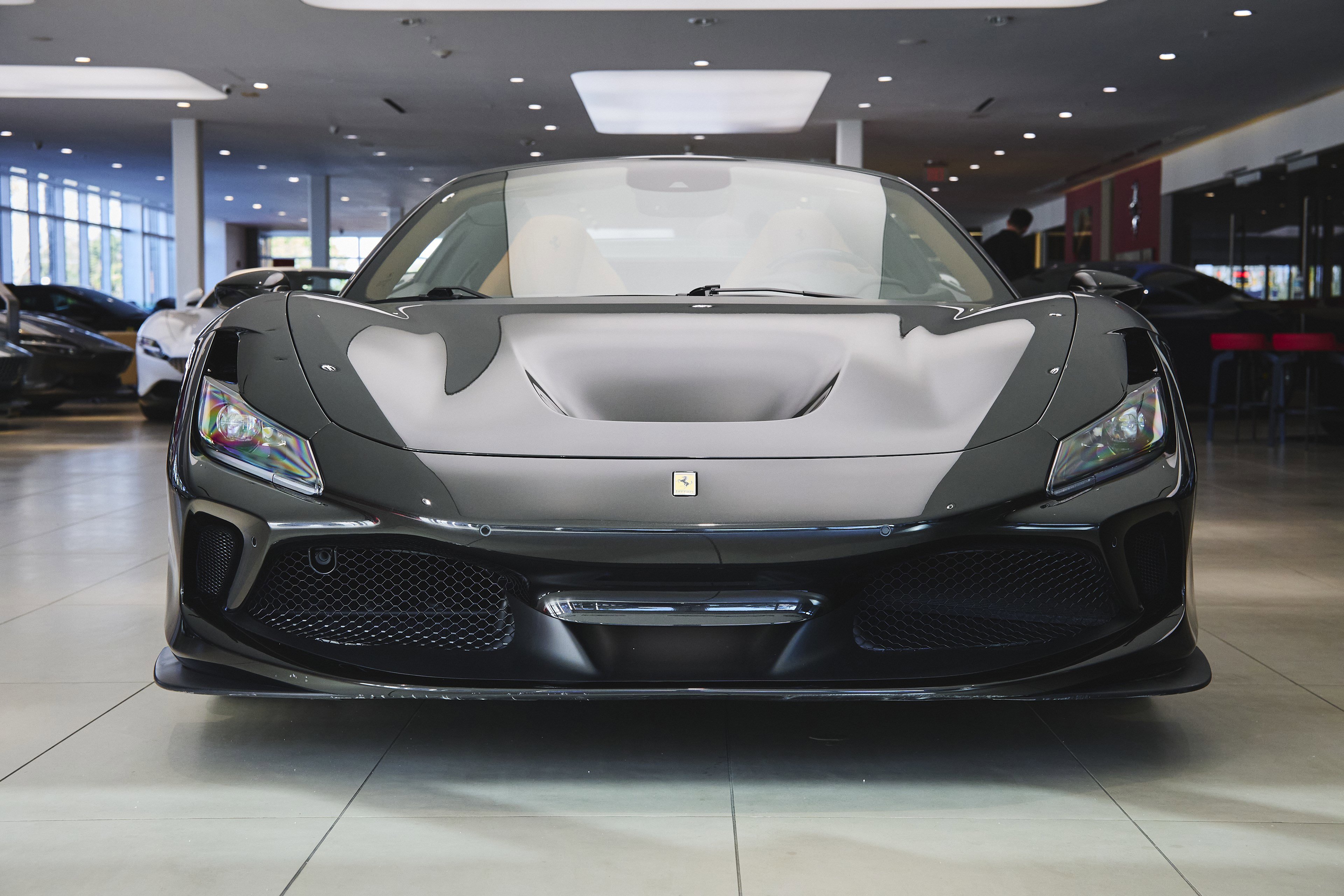Used 2022 Ferrari F8 Tributo image 12