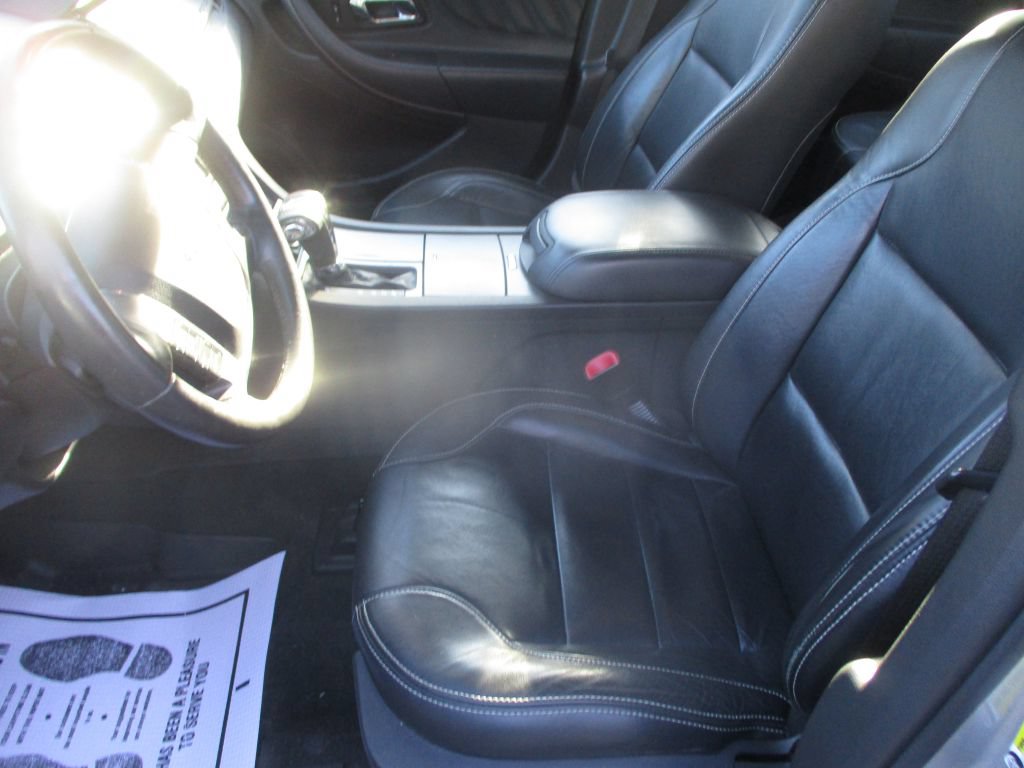 Used 2011 Ford Taurus SEL w/ 201A Rapid Spec Order Code AWD/4WD image 14