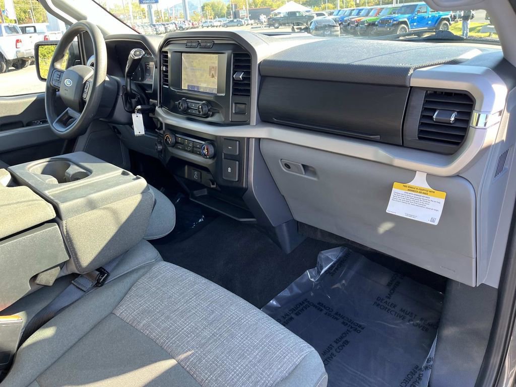 Used 2023 Ford F150 XLT w/ XTR Package image 23
