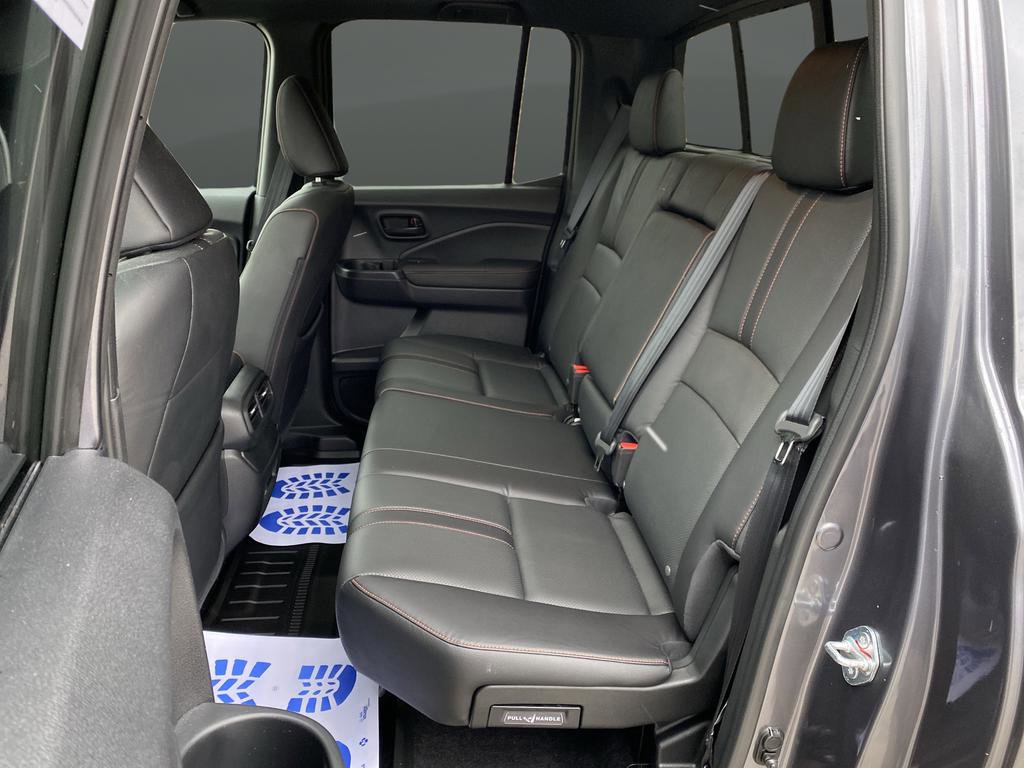Used 2025 Honda Ridgeline TrailSport image 39