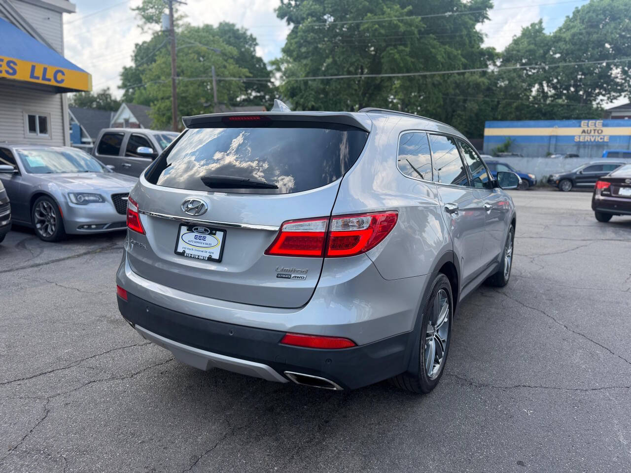 Used 2016 Hyundai Santa Fe Limited w/ Option Group 04 AWD/4WD image 8