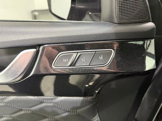 Used 2020 Hyundai Palisade Limited image 14