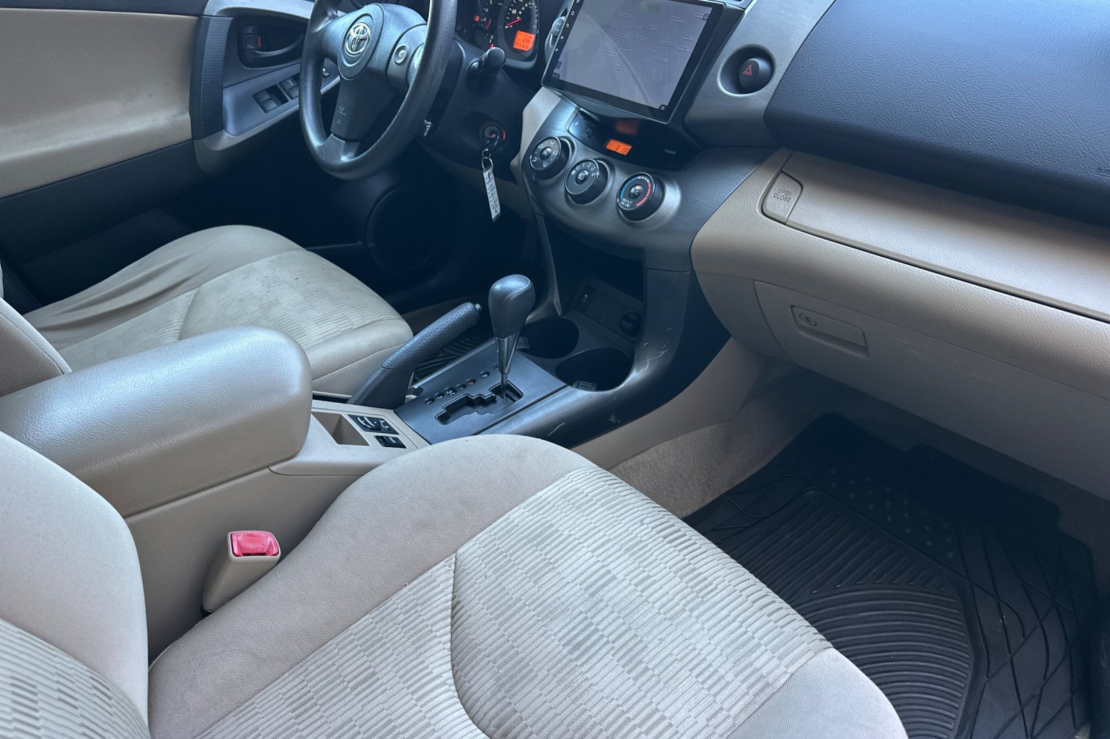 Used 2011 Toyota RAV4 4WD w/ Base L4 Extra Value Pkg image 16