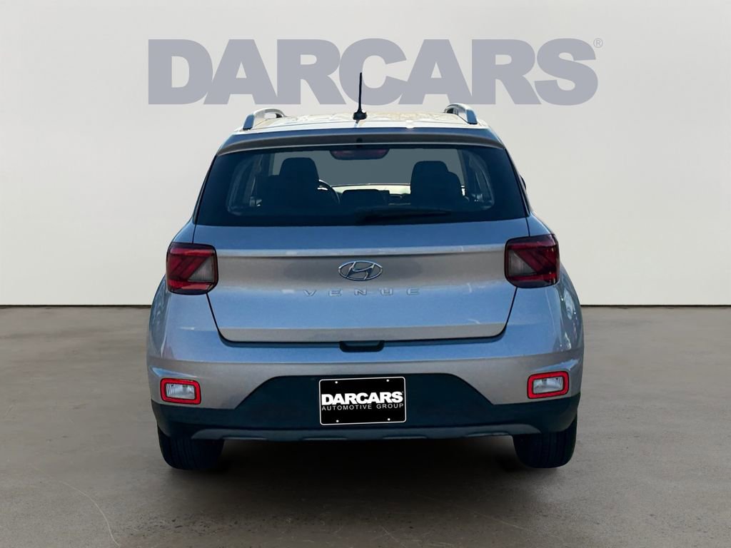 Used 2023 Hyundai Venue SEL image 6