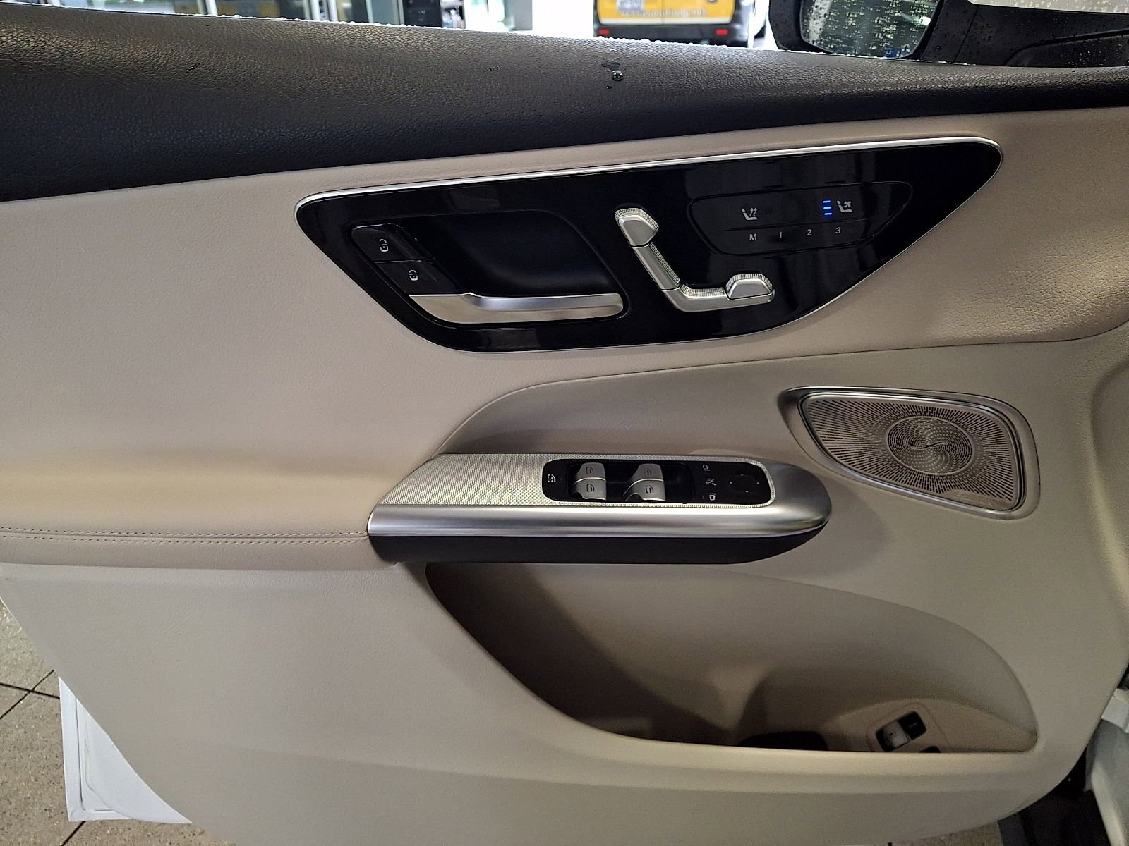 Certified 2025 Mercedes-Benz GLC 350e 4MATIC image 12