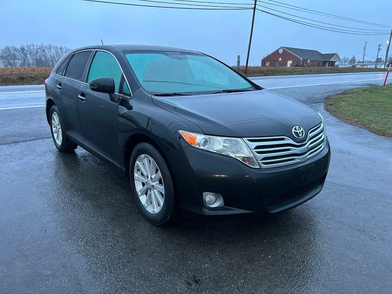 Used 2010 Toyota Venza AWD image 3