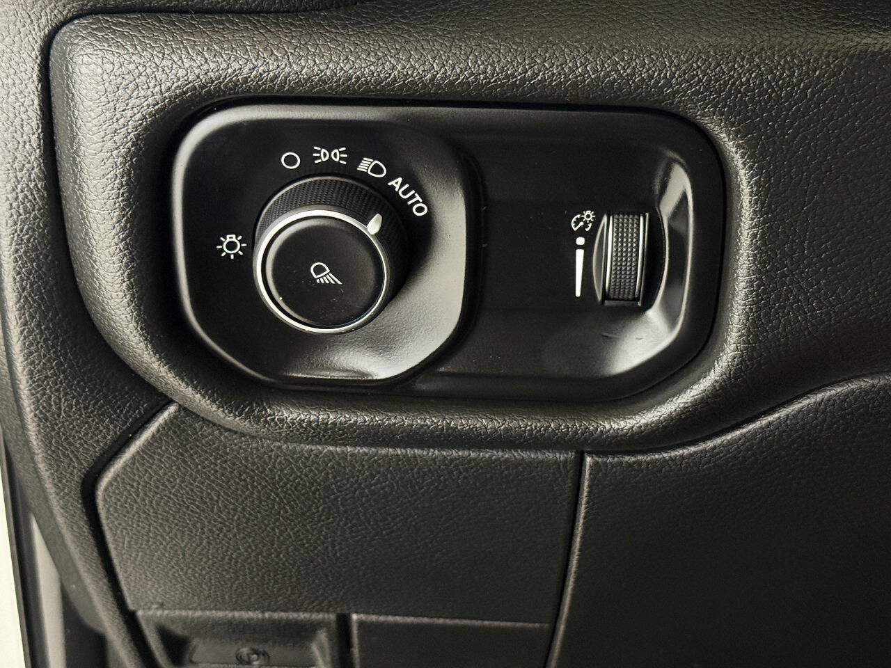 Used 2021 RAM 3500 Tradesman AWD/4WD image 53
